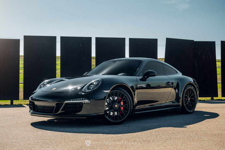 Porsche 991 Carrera 4 GTS