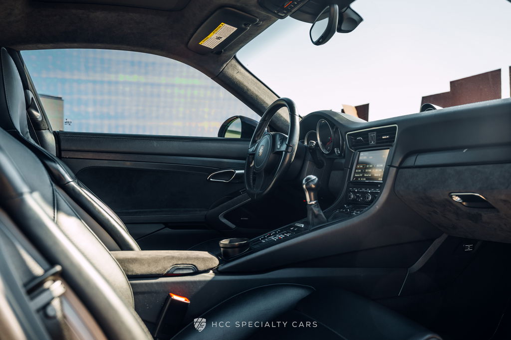 Porsche 991 Carrera 4 GTS