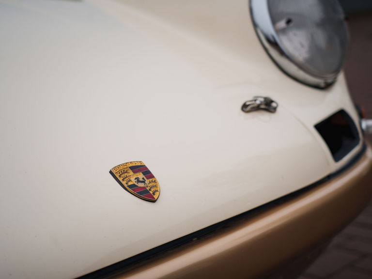 Porsche 911 Backdate