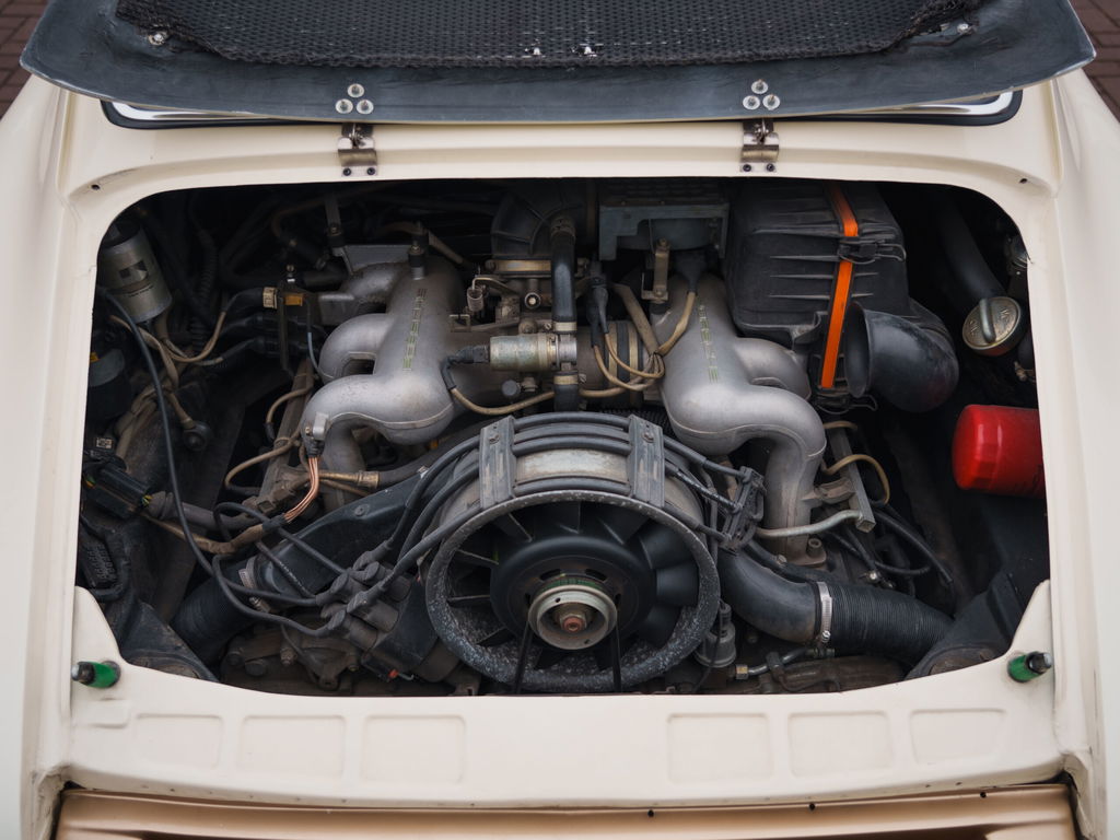 Porsche 911 Backdate