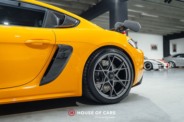 Porsche 718 Cayman GT4 RS
