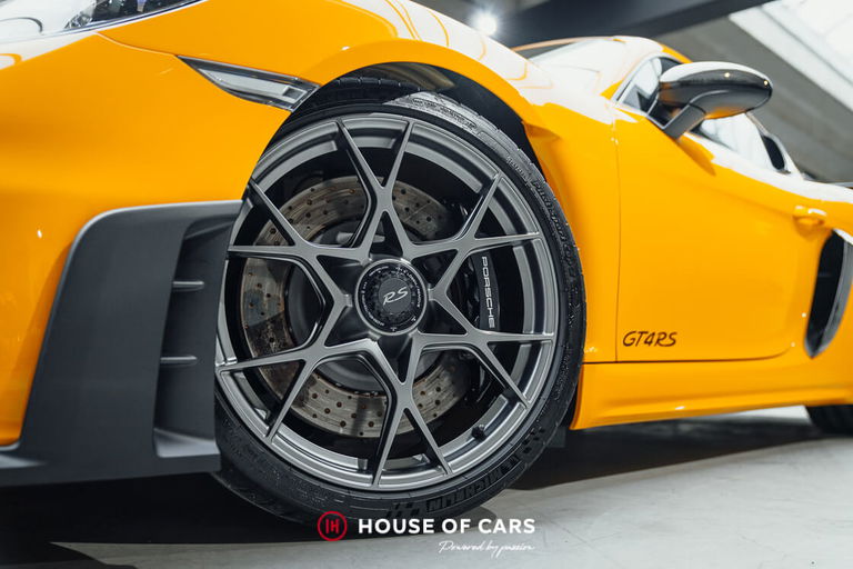 Porsche 718 Cayman GT4 RS