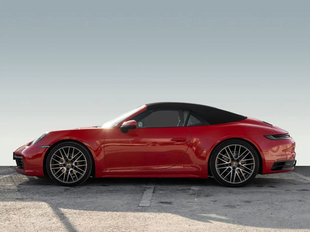 Porsche 992 Carrera 4