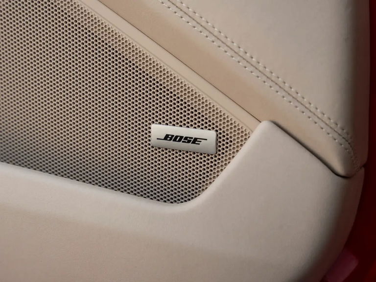 Porsche 992 Carrera 4