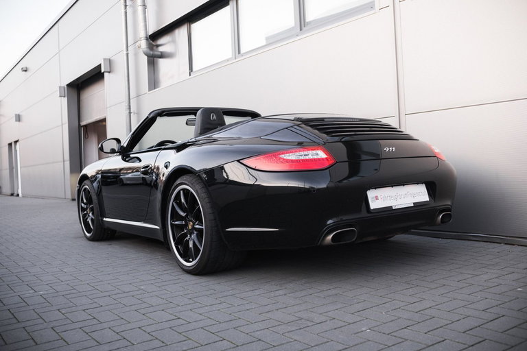 Porsche 997.2 Carrera Black Edition