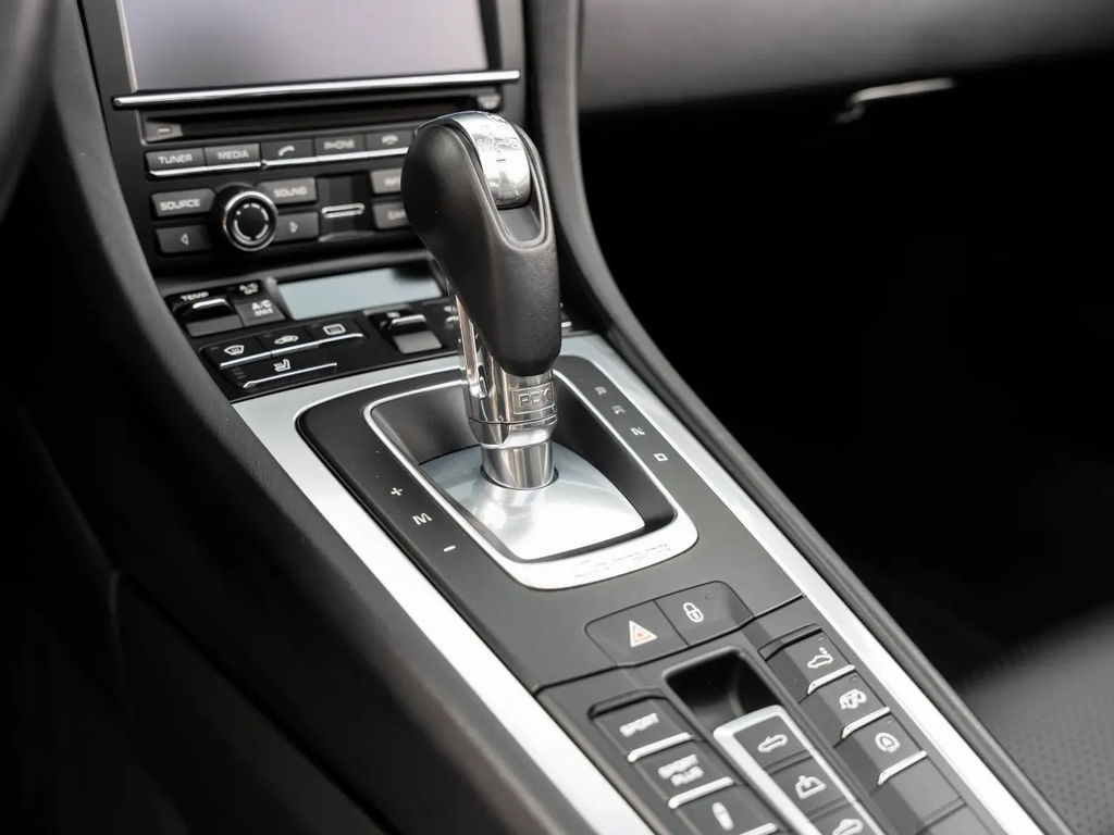 Porsche 991 Carrera Black Edition