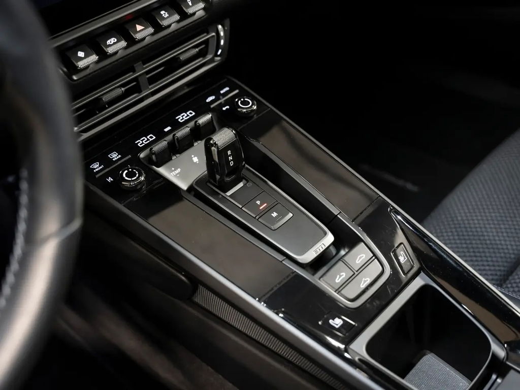 Porsche 992 Carrera T