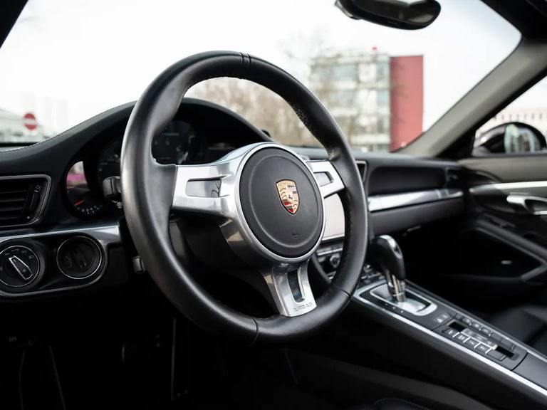 Porsche 991 Carrera Black Edition