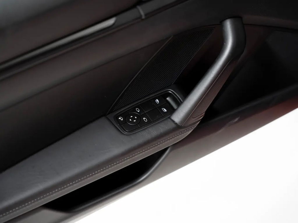 Porsche 992 Carrera T