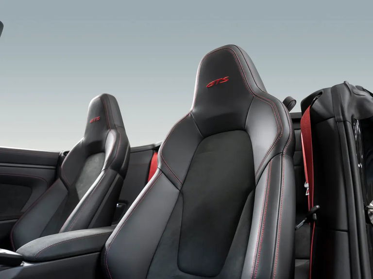 Porsche 992 Carrera GTS