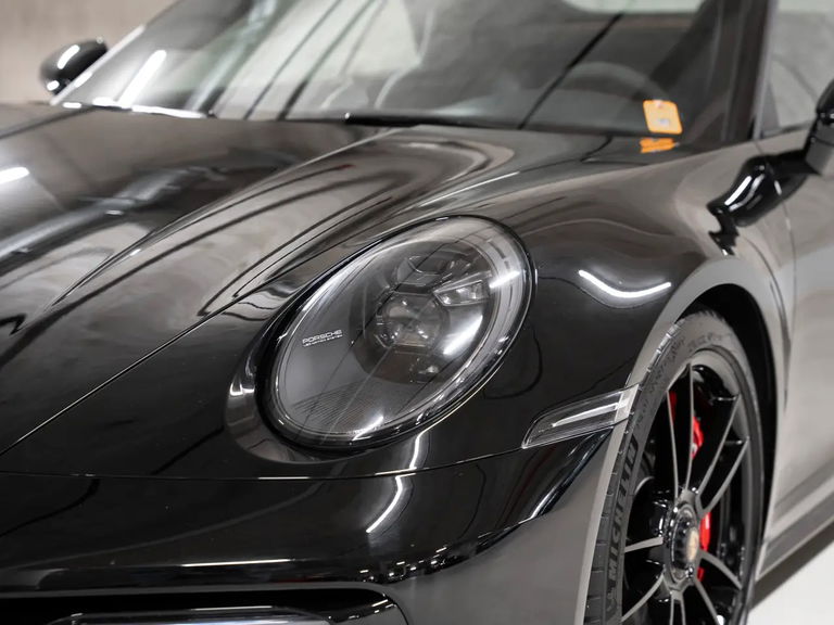 Porsche 992 Carrera GTS