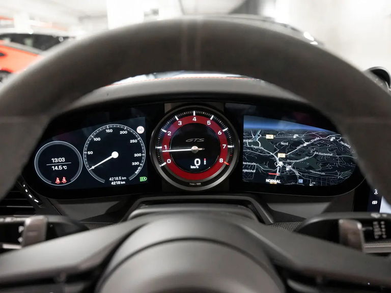 Porsche 992 Carrera GTS