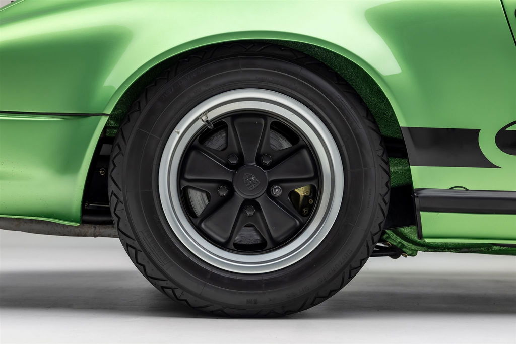 Porsche 911 Carrera 2,7