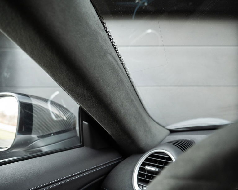 Porsche 718 Cayman GT4 RS