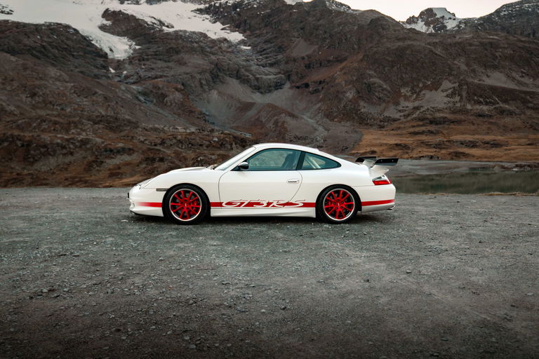 Livia alias WithLiv – How posters and Excel-spreadsheets led to Porsche