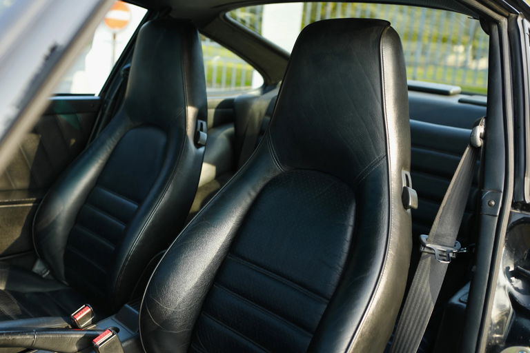 Porsche 964 Carrera 4