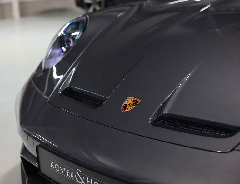 Porsche 992 GT3 Touring