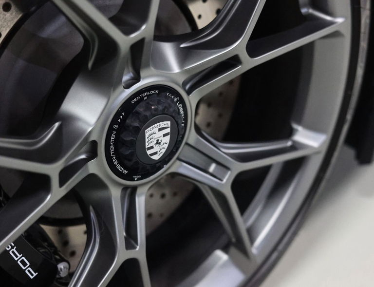 Porsche 992 GT3 Touring