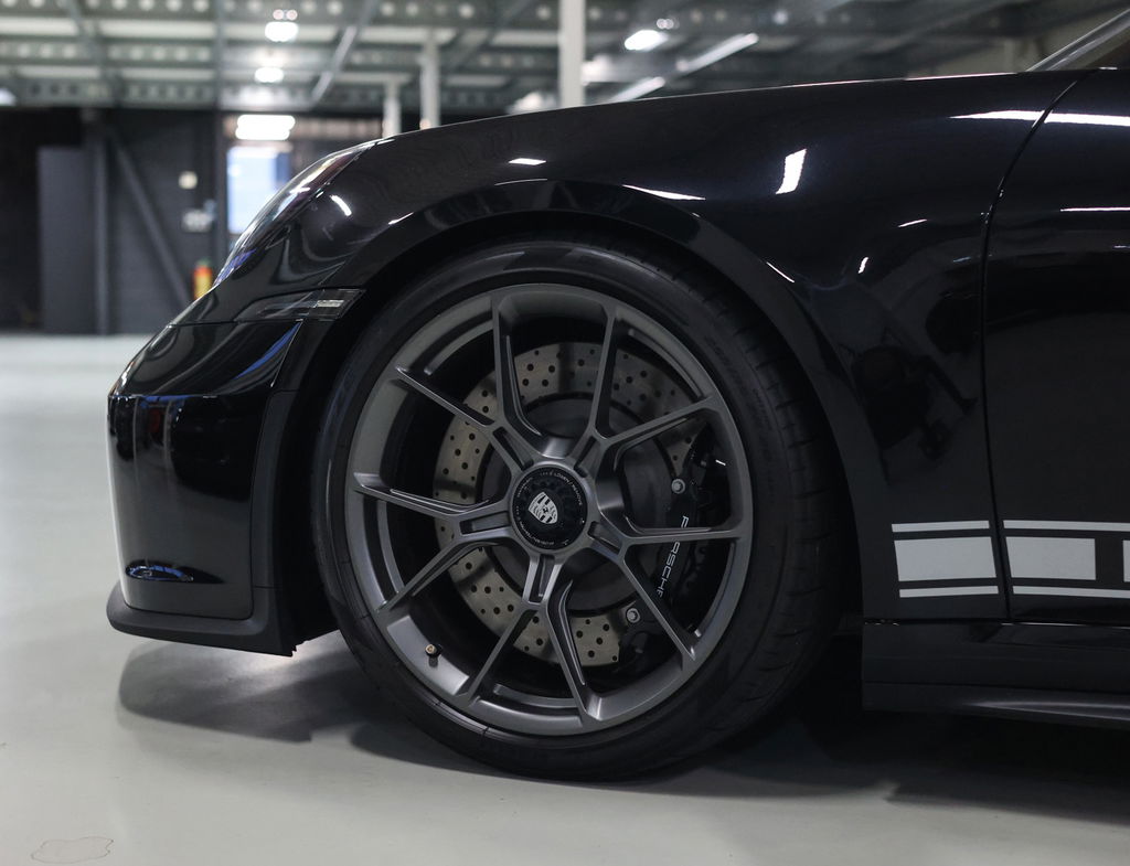 Porsche 992 GT3 Touring