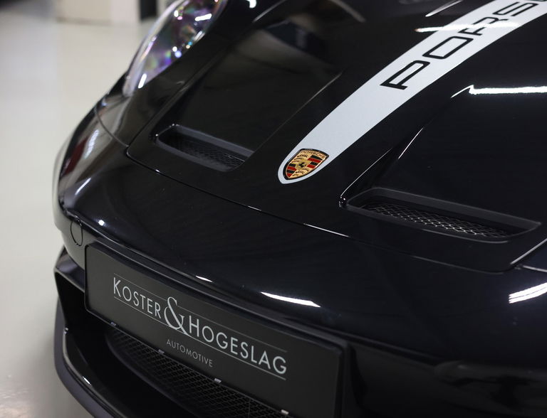 Porsche 992 GT3 Touring