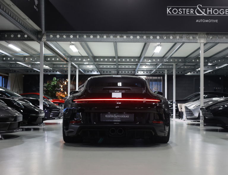 Porsche 992 GT3 Touring