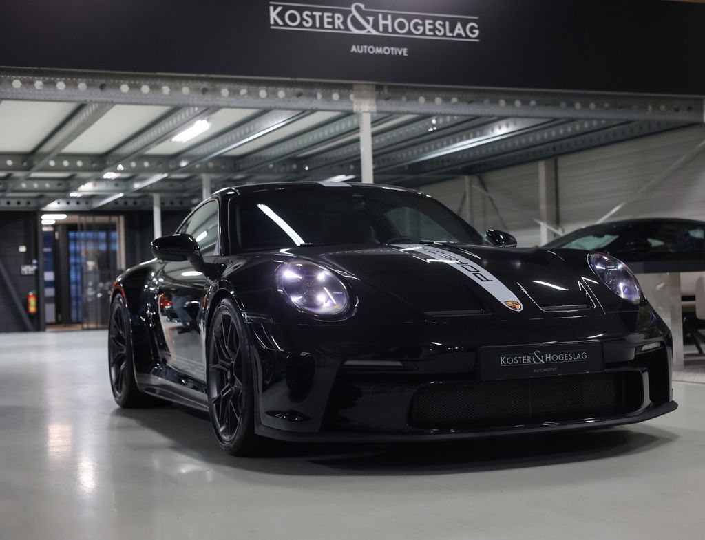 Porsche 992 GT3 Touring