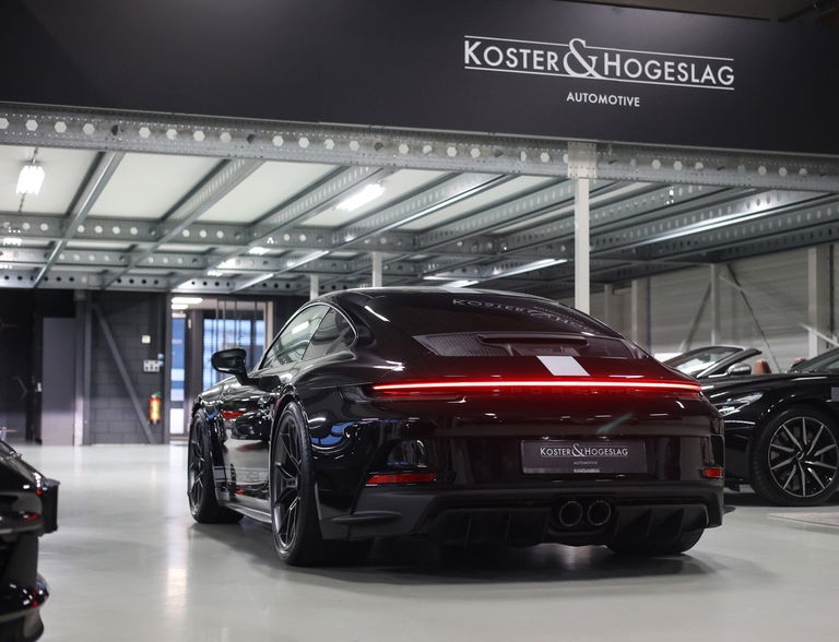 Porsche 992 GT3 Touring