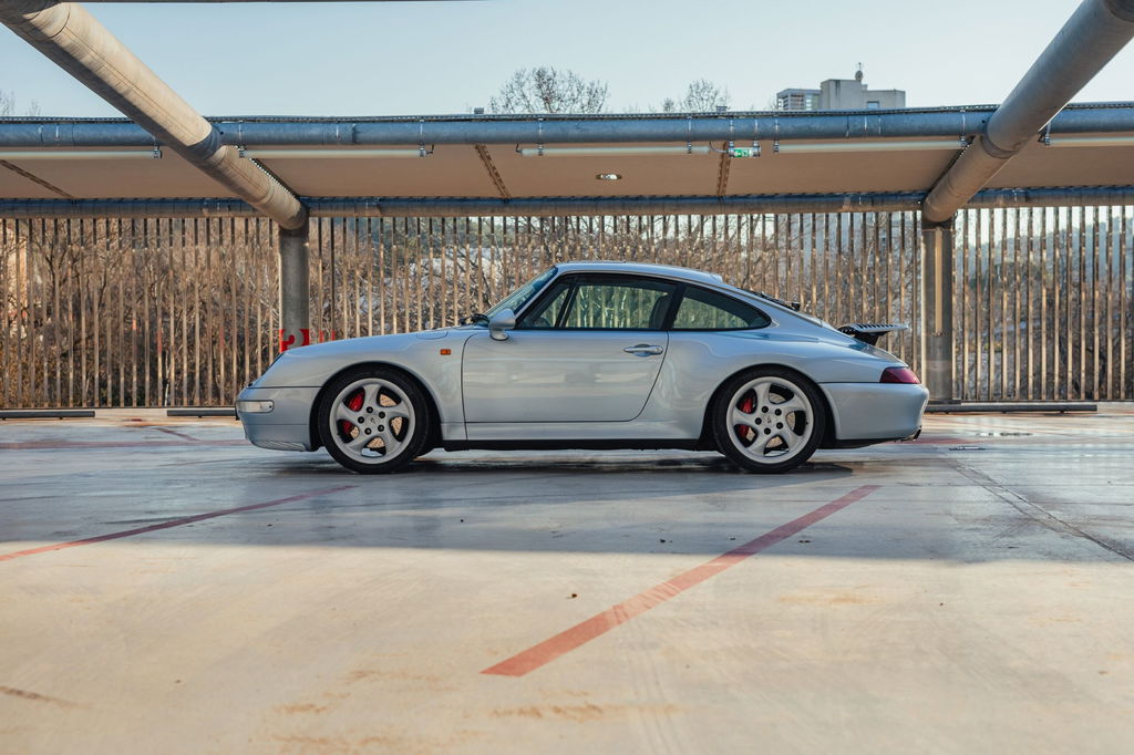 Porsche 993 Carrera 4S