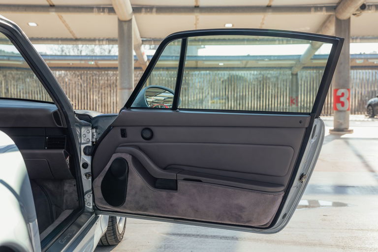 Porsche 993 Carrera 4S