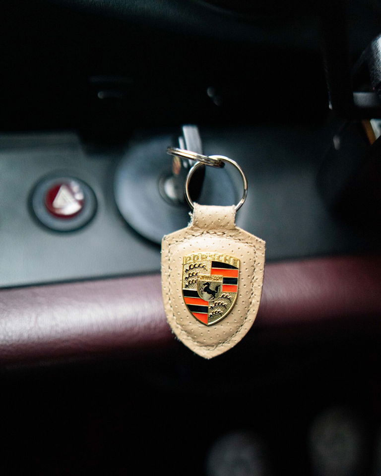 Livia alias WithLiv – How posters and Excel-spreadsheets led to Porsche