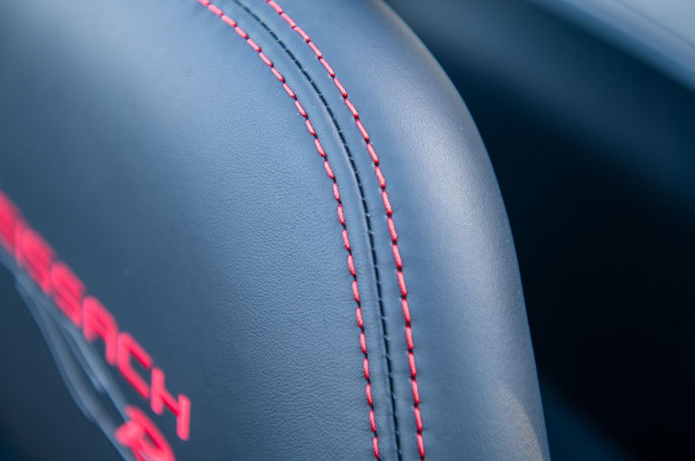 Porsche 718 Spyder RS