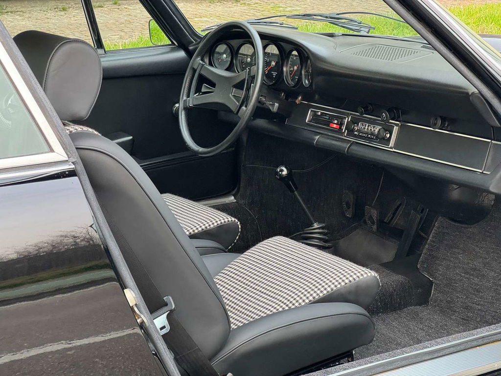 Porsche 911 S (F-Modell)