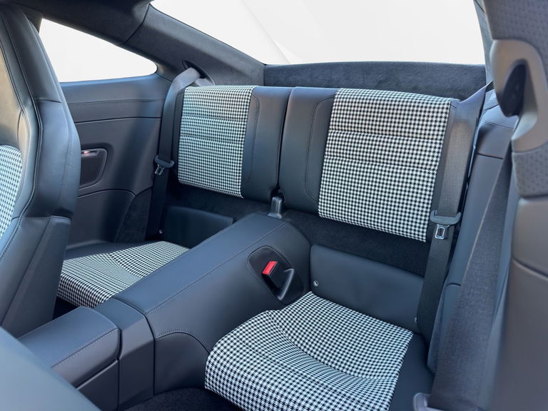 Porsche 992 Sport Classic