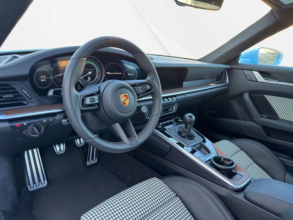 Porsche 992 Sport Classic