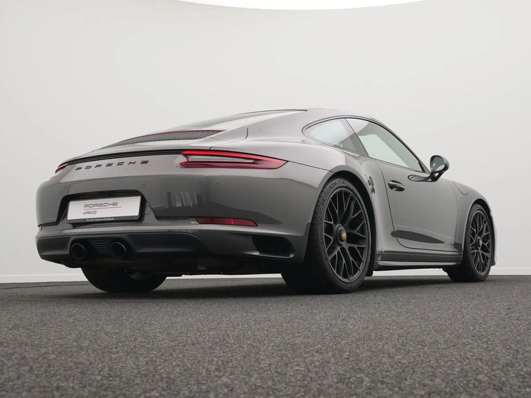 Porsche 991.2 Carrera GTS