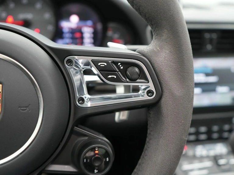 Porsche 991.2 Carrera GTS