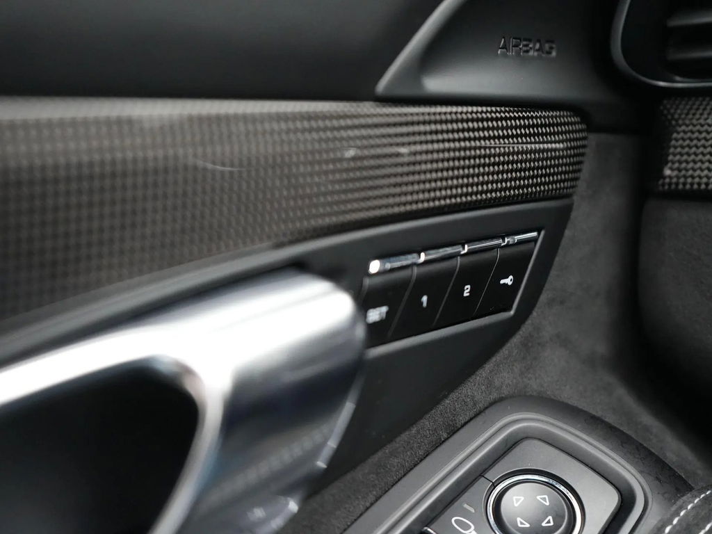 Porsche 991.2 Carrera GTS