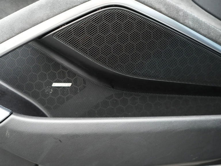 Porsche 991.2 Carrera GTS