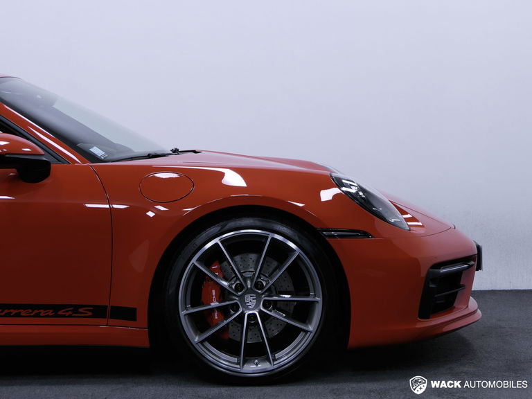 Porsche 992 Carrera 4S