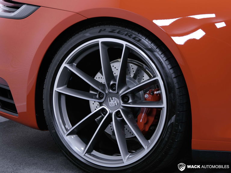 Porsche 992 Carrera 4S