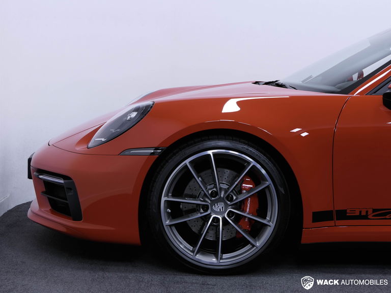 Porsche 992 Carrera 4S