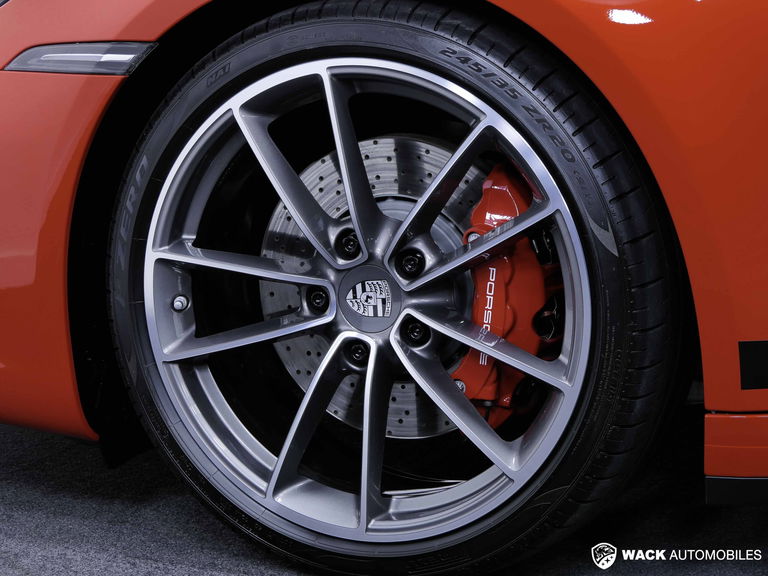 Porsche 992 Carrera 4S