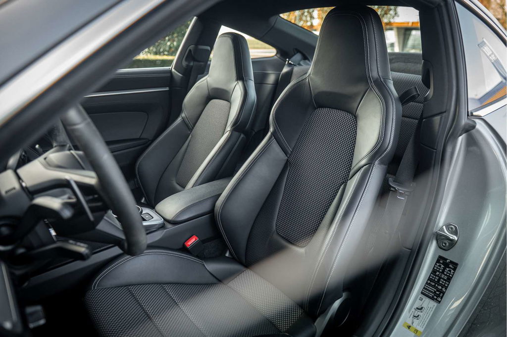 Porsche 992 Carrera S