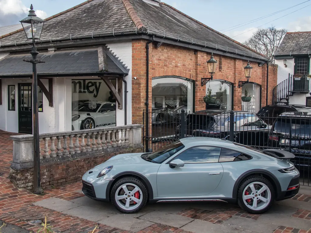 Porsche 911 Dakar
