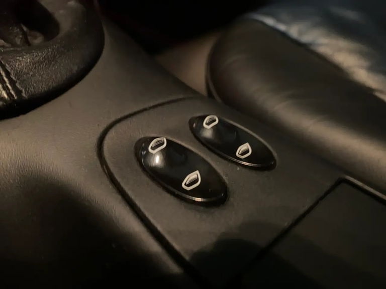 Porsche 996 Carrera 4