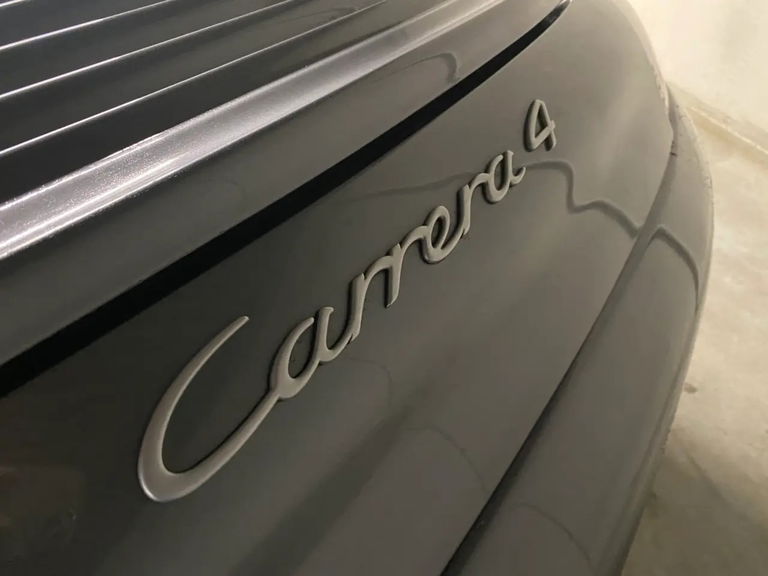 Porsche 996 Carrera 4