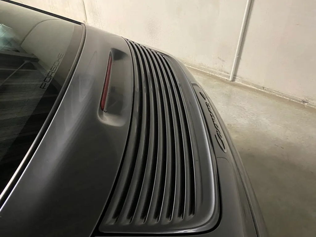 Porsche 996 Carrera 4