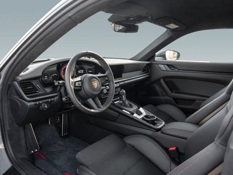 Porsche 992 GT3 Touring