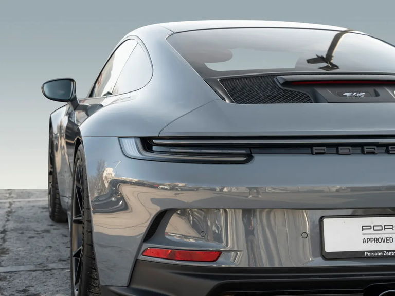 Porsche 992 GT3 Touring