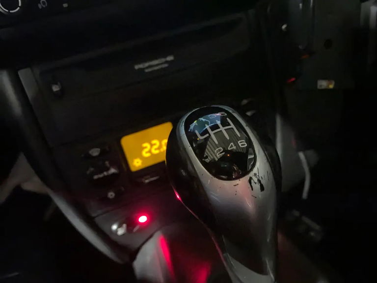 Porsche 996 Carrera 4
